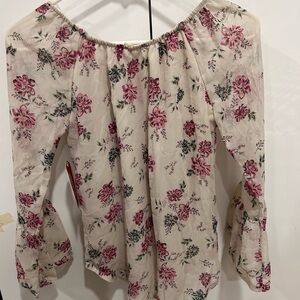 Arizona blouse Garment with Red Accents